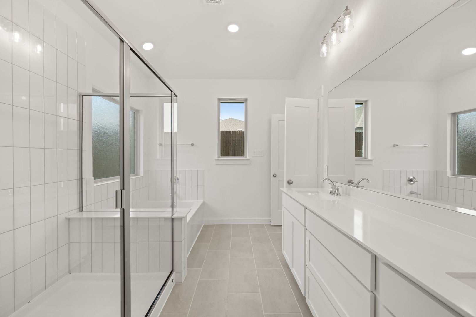 25_1321 Rothland- Primary Suite-5
