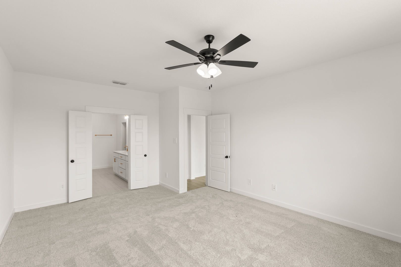 21_816 Alderwood-Primary Suite-2