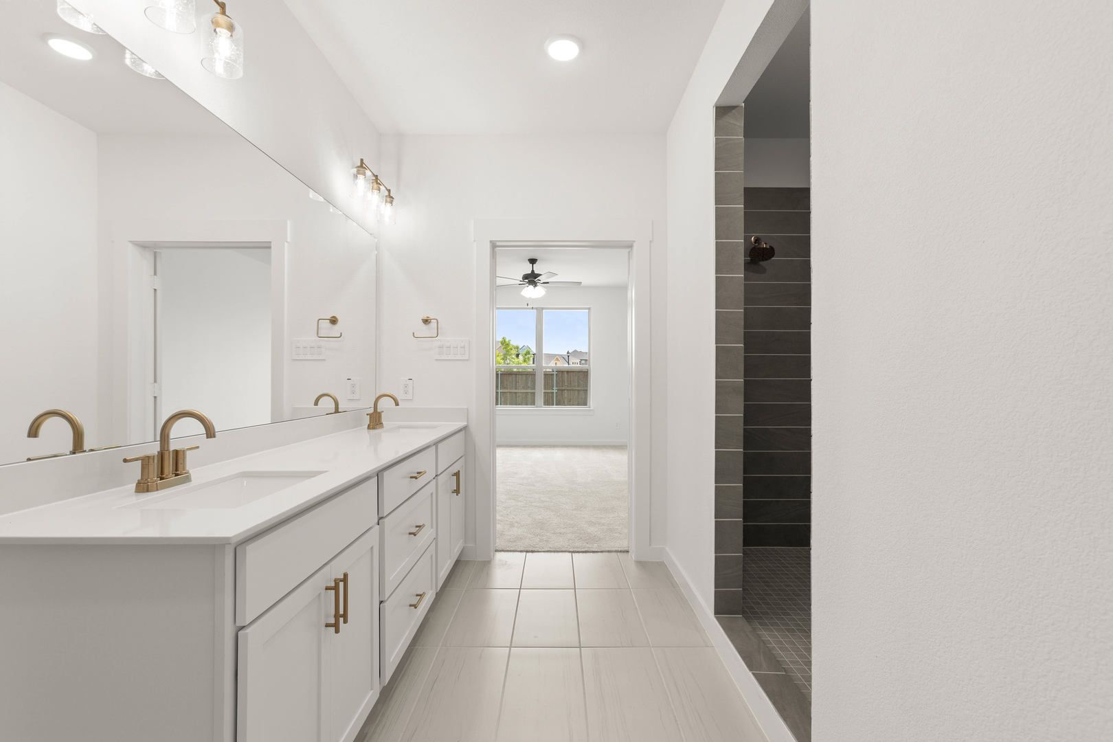 24_816 Alderwood-Primary Suite-5