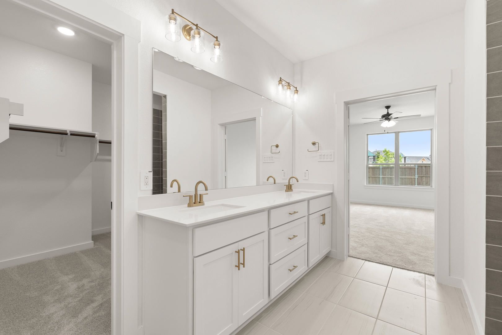 23_816 Alderwood-Primary Suite-4