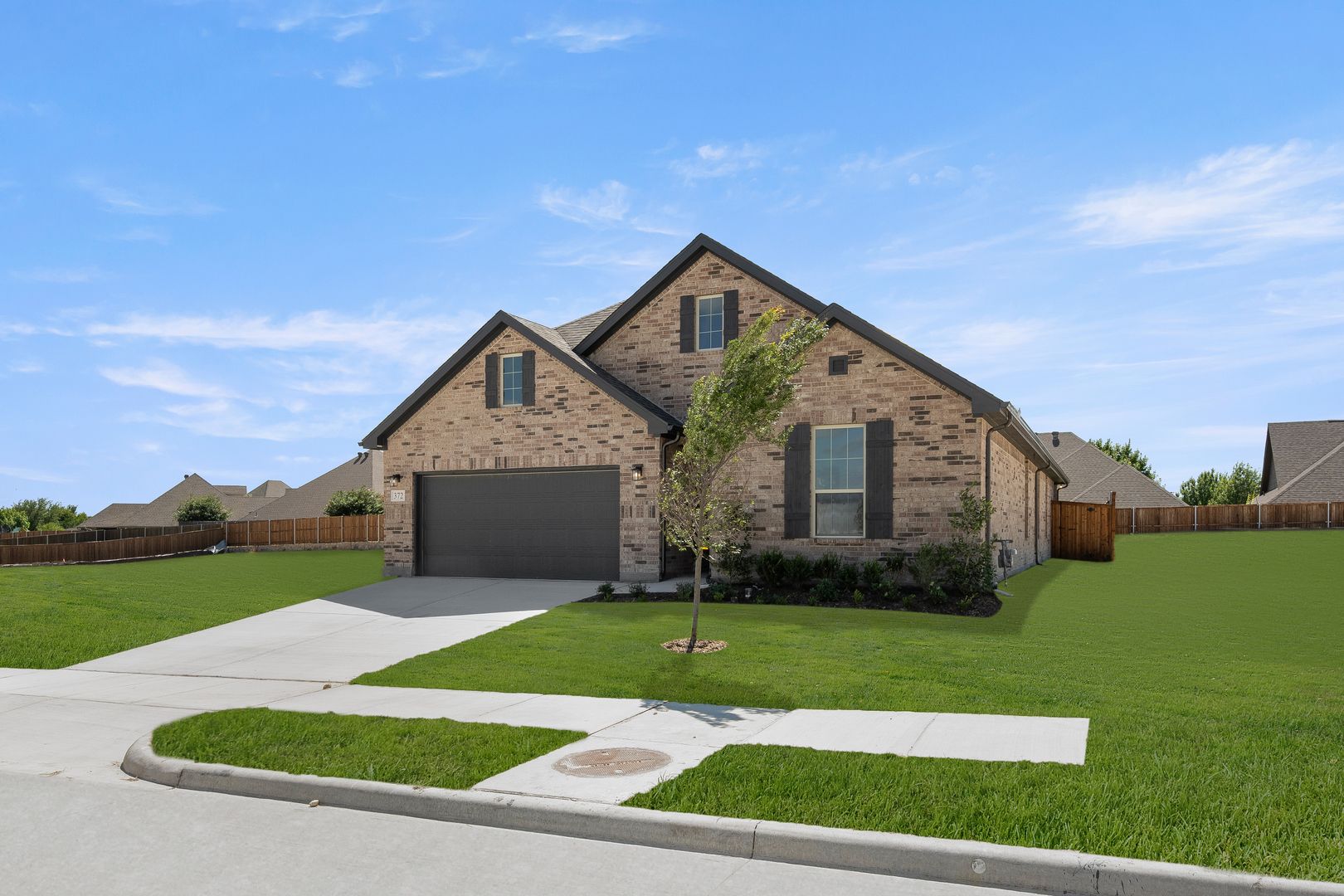 1_372 Deer Ridge- Front-2
