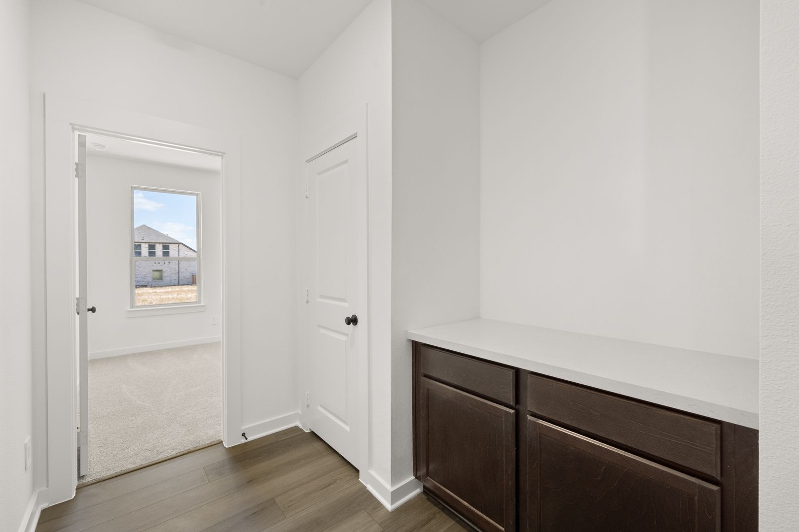 9_372 Deer Ridge- Mud Room-1