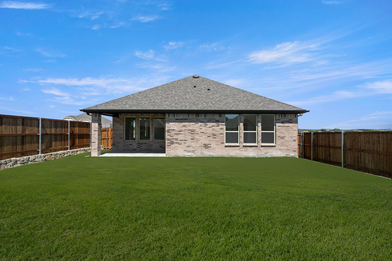 3_372 Deer Ridge- Back-2