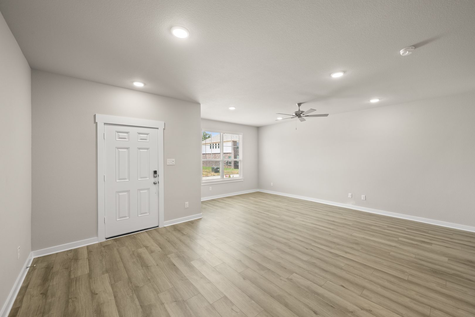 5_247 Wagon Spoke- Living Room-1