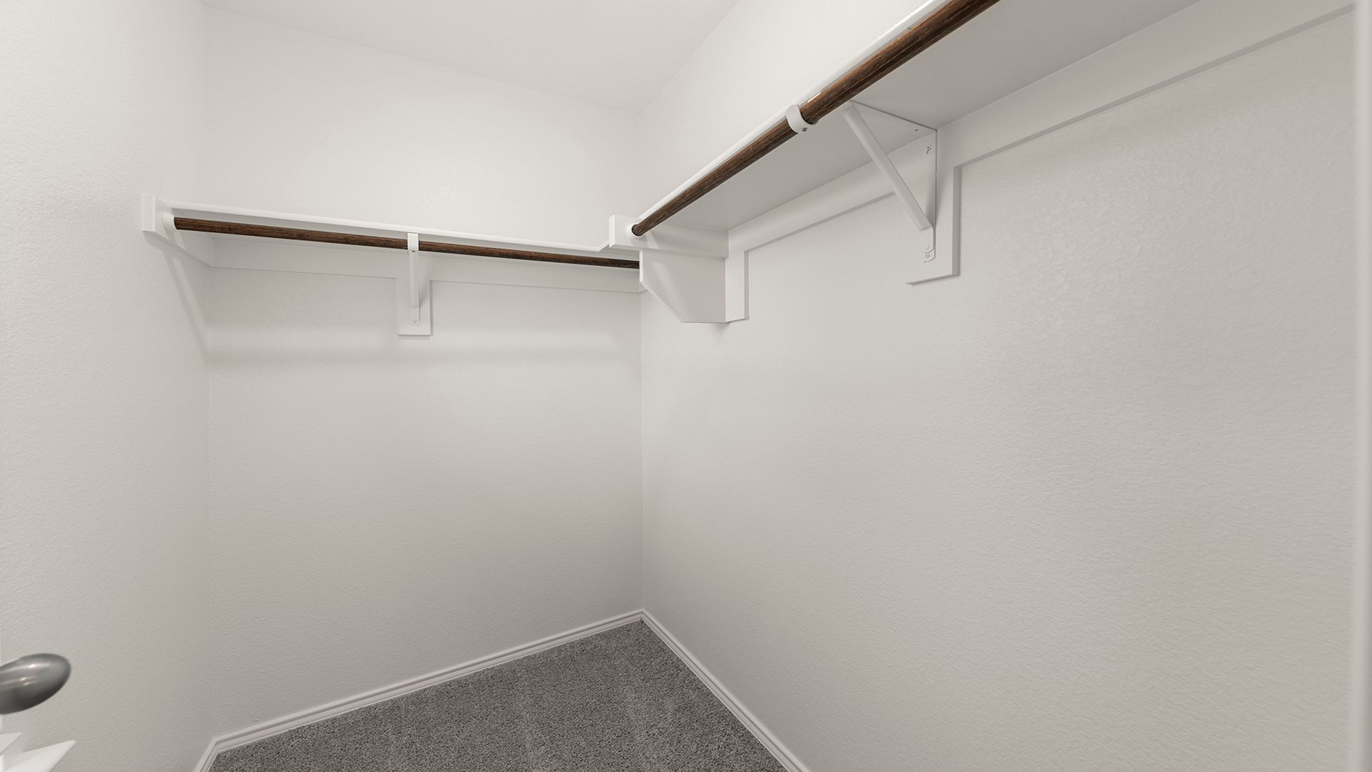 24_25. 1892 Indigo - Closet
