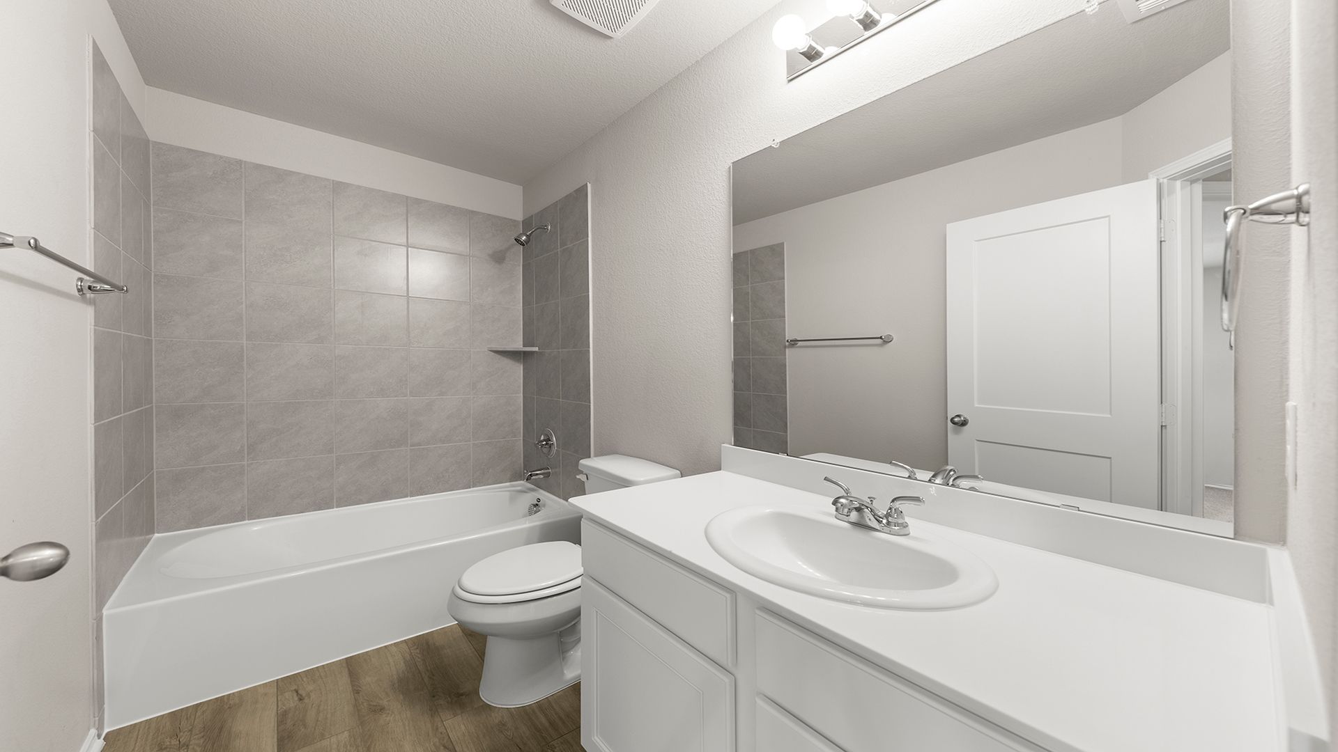 15_16. 1892 Indigo - 2ND Bath