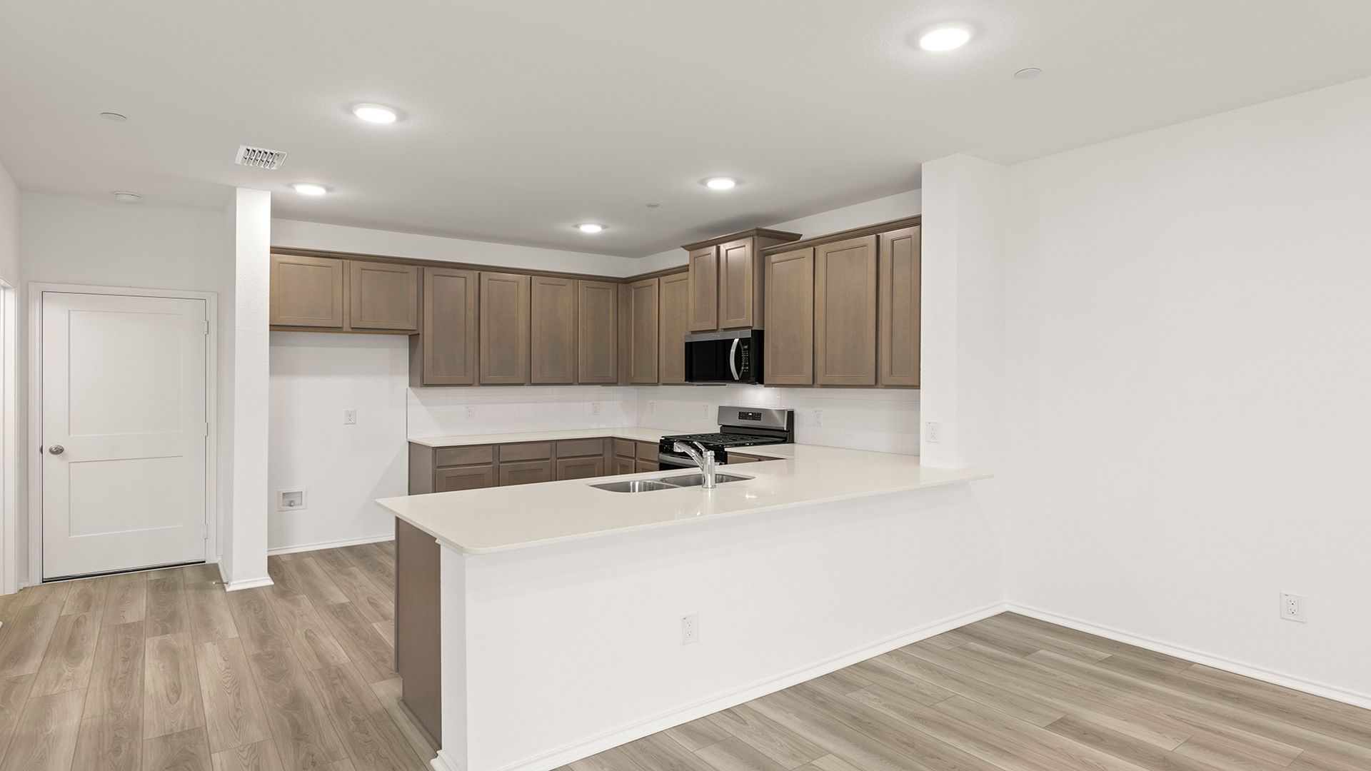 7_08. 1894 Indigo - Kitchen (2)