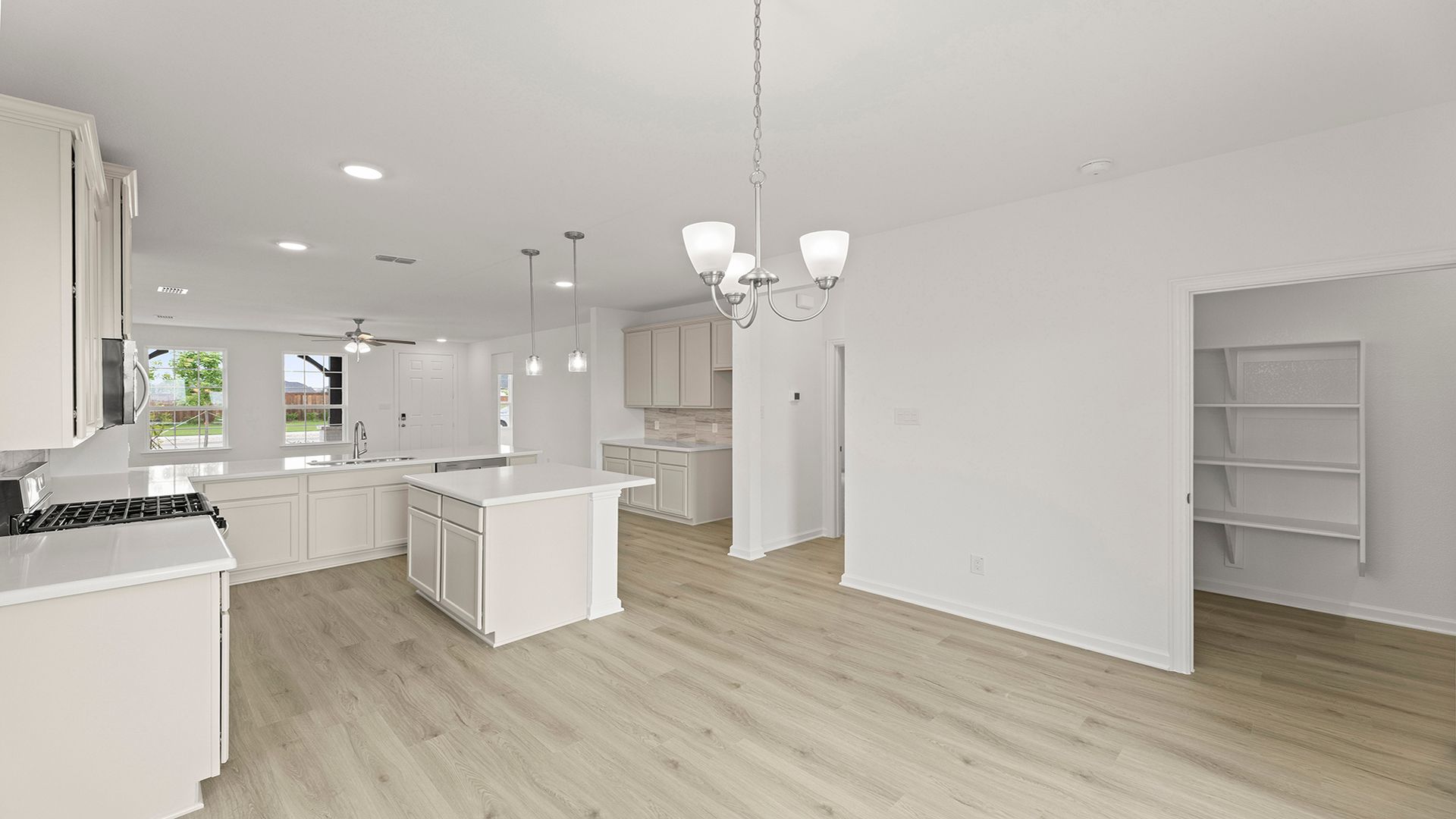 14_15. 3210 Summerland - Dining (2)