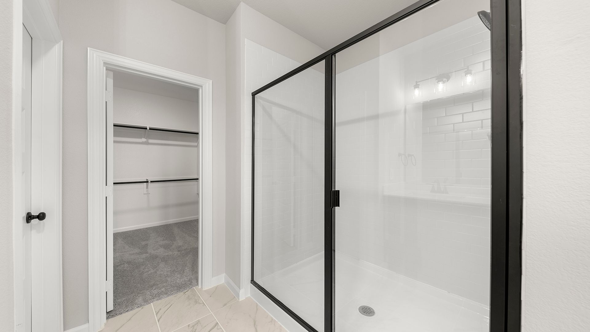 14_15. 1709 Meadow Crest - Bath (3)