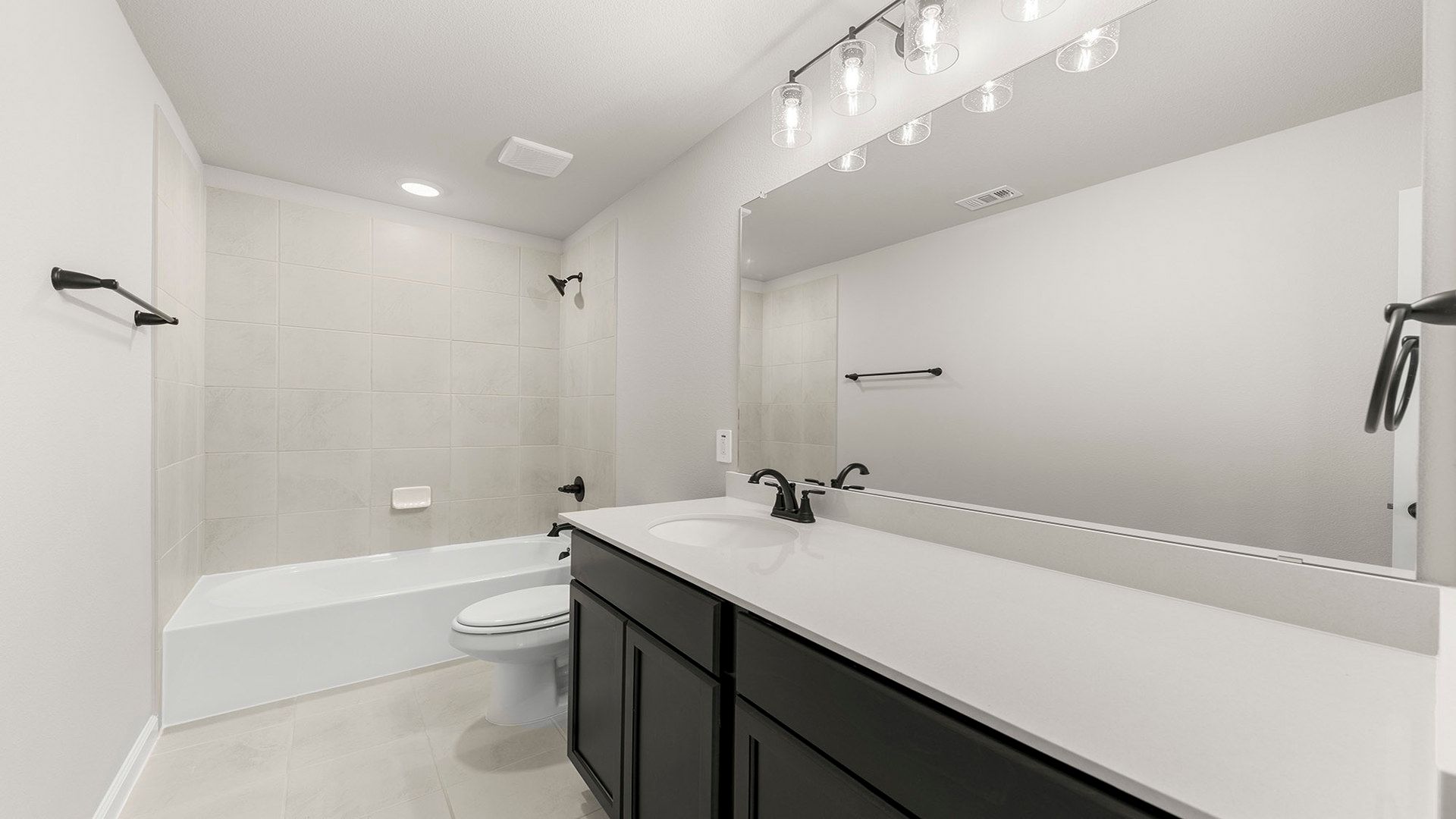 20_21. 1709 Meadow Crest - 2ND Bath