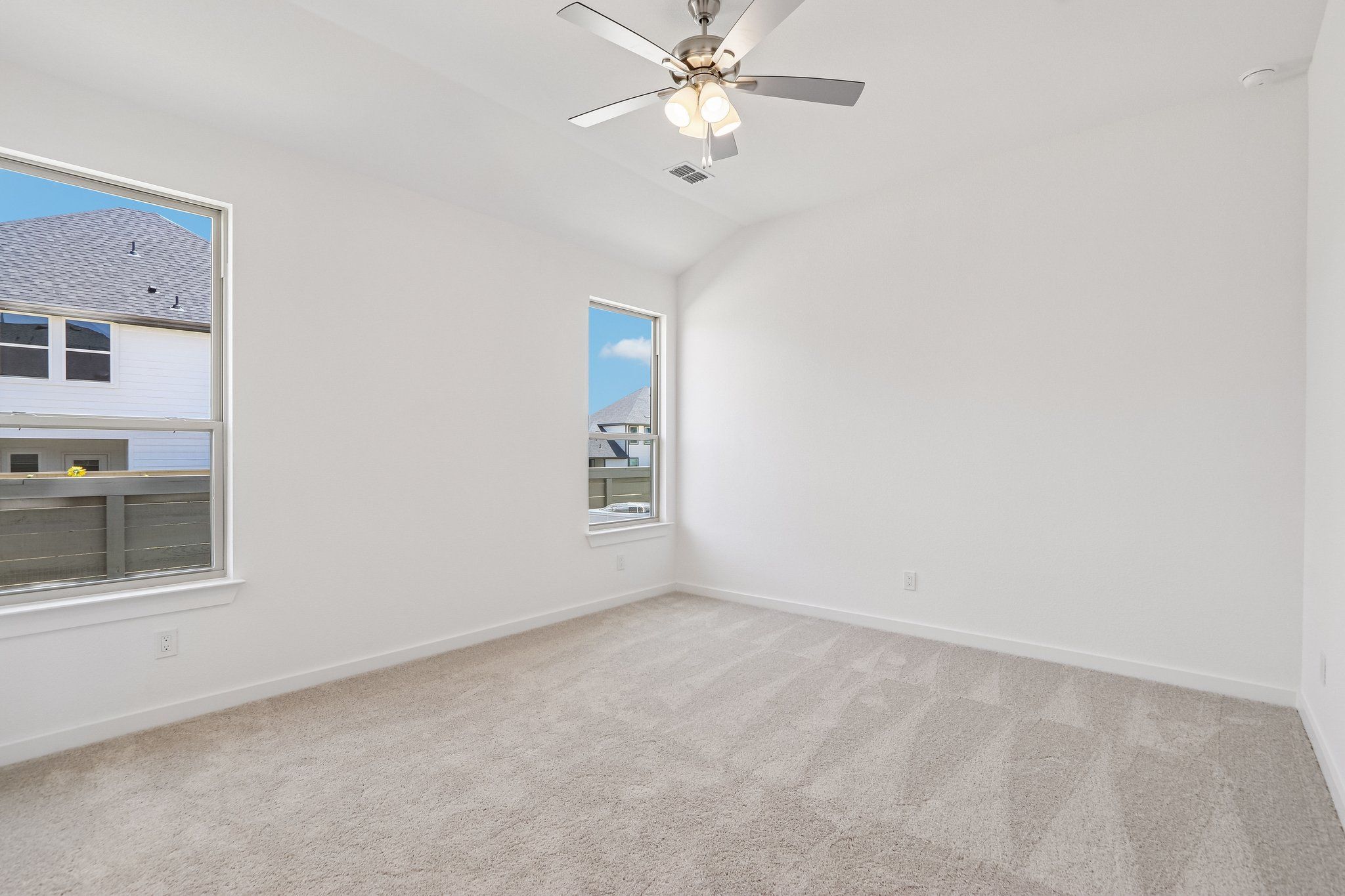 28-web-or-mls-Treeline Parkway-S0108-028