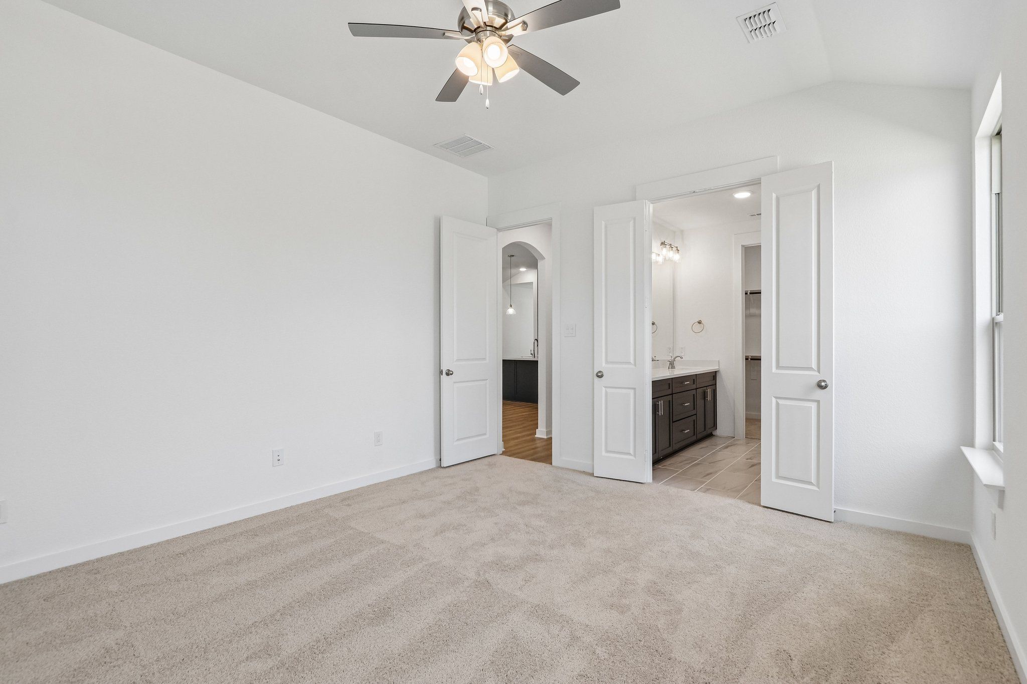 30-web-or-mls-Treeline Parkway-S0108-030