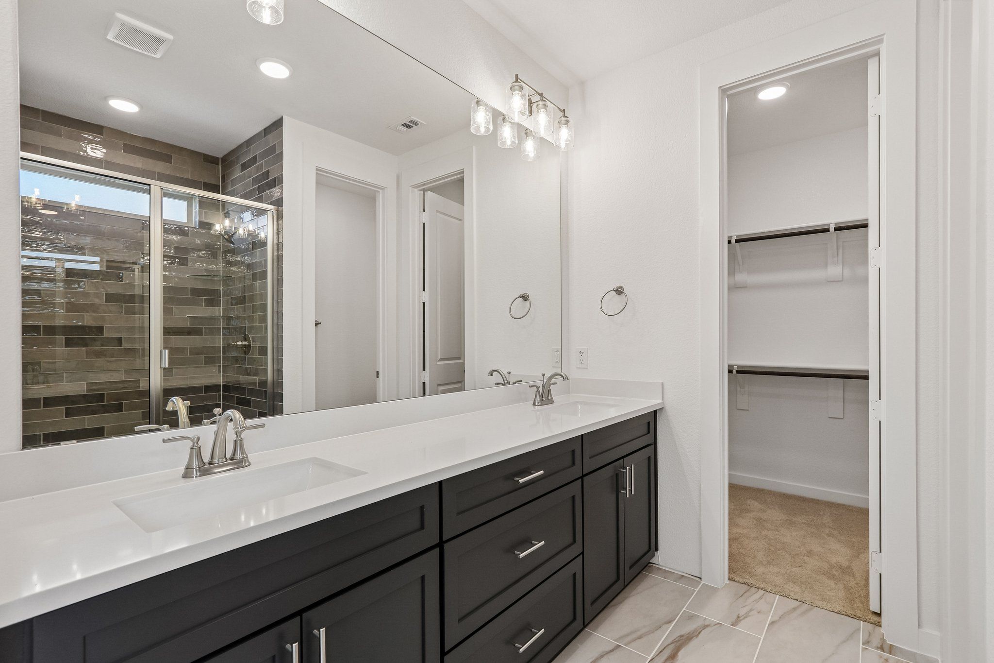 32-web-or-mls-Treeline Parkway-S0108-032