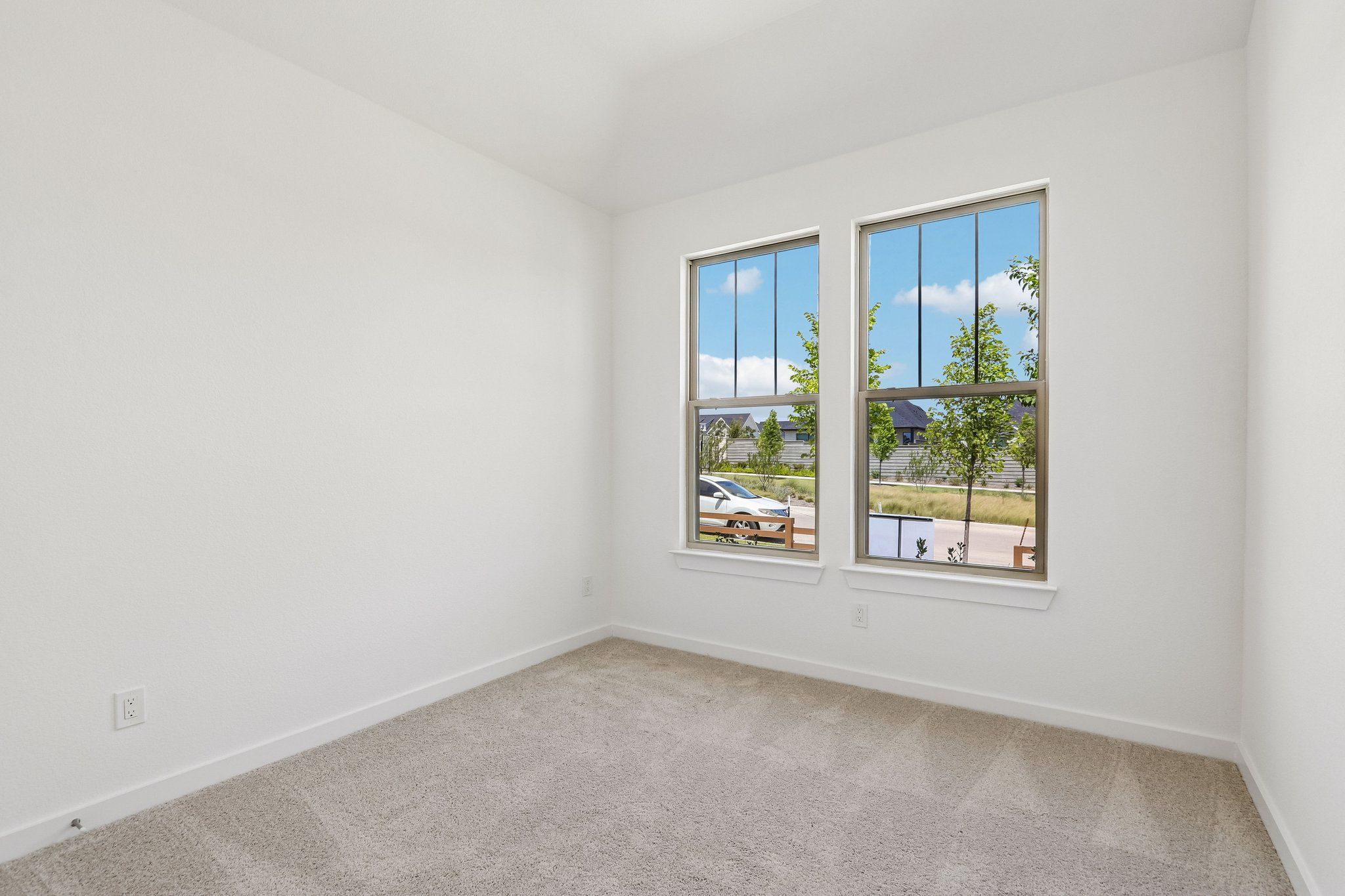 21-web-or-mls-Treeline Parkway-S0108-021