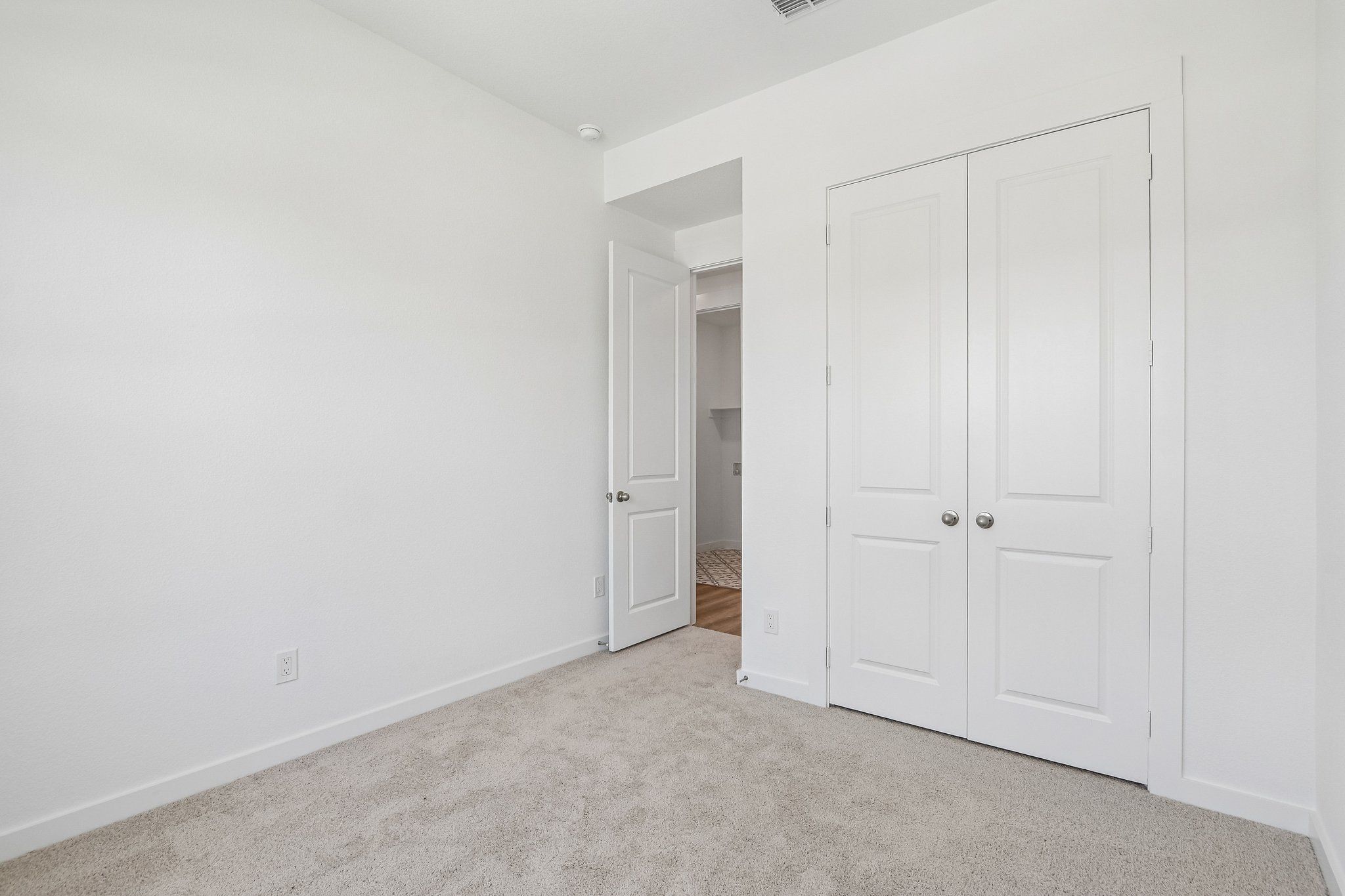 22-web-or-mls-Treeline Parkway-S0108-022