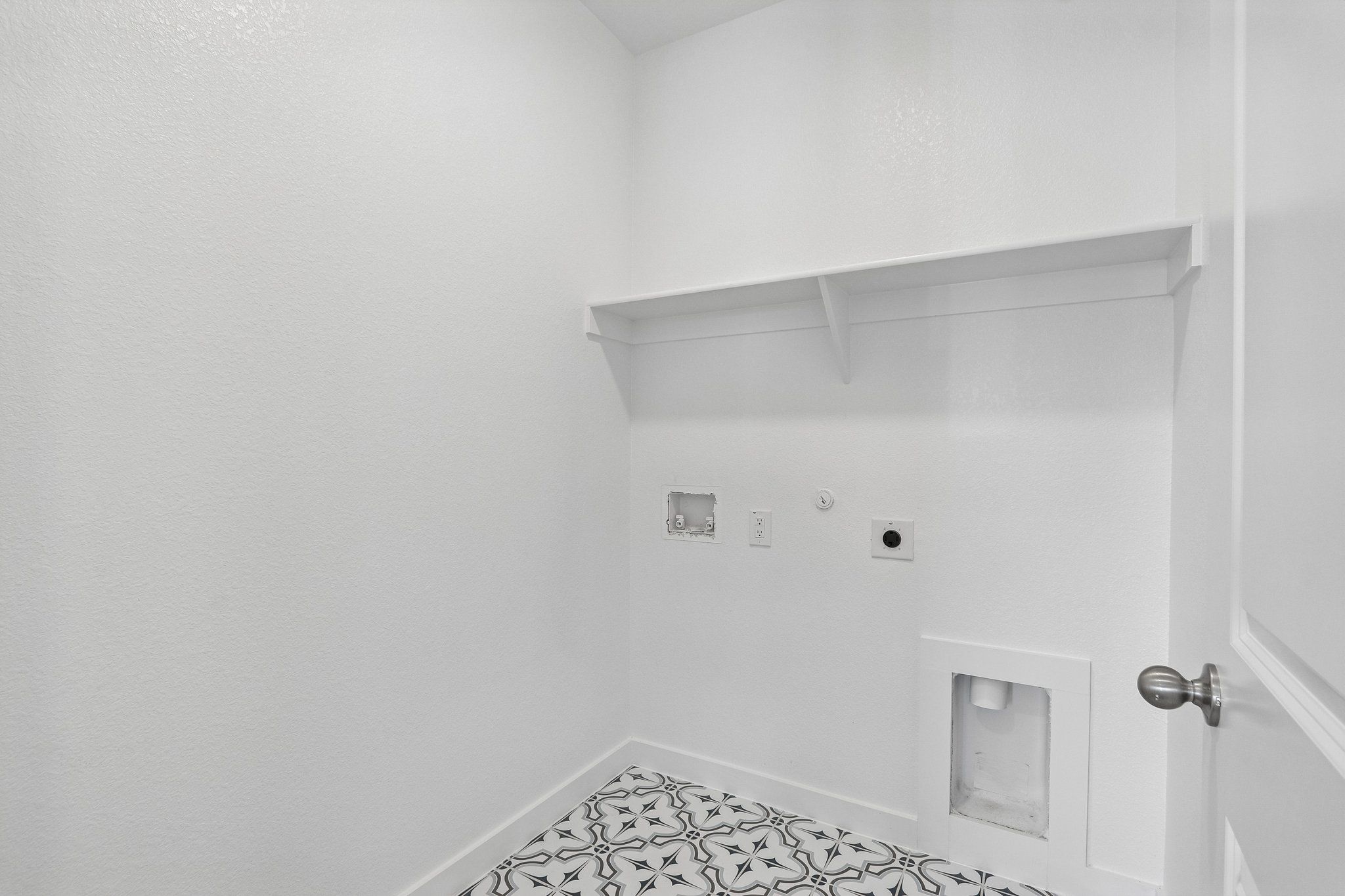 23-web-or-mls-Treeline Parkway-S0108-023
