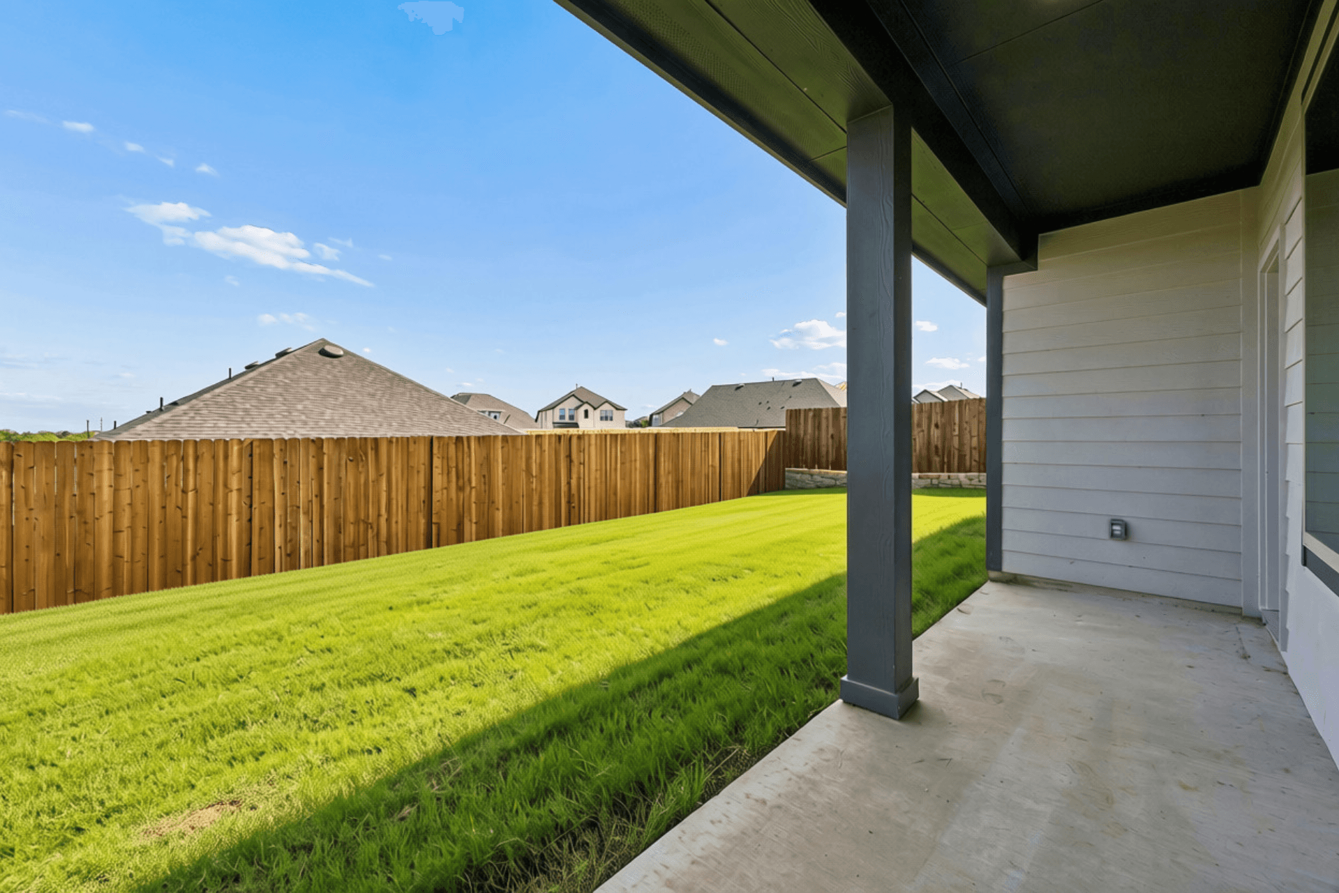 Listing (17)