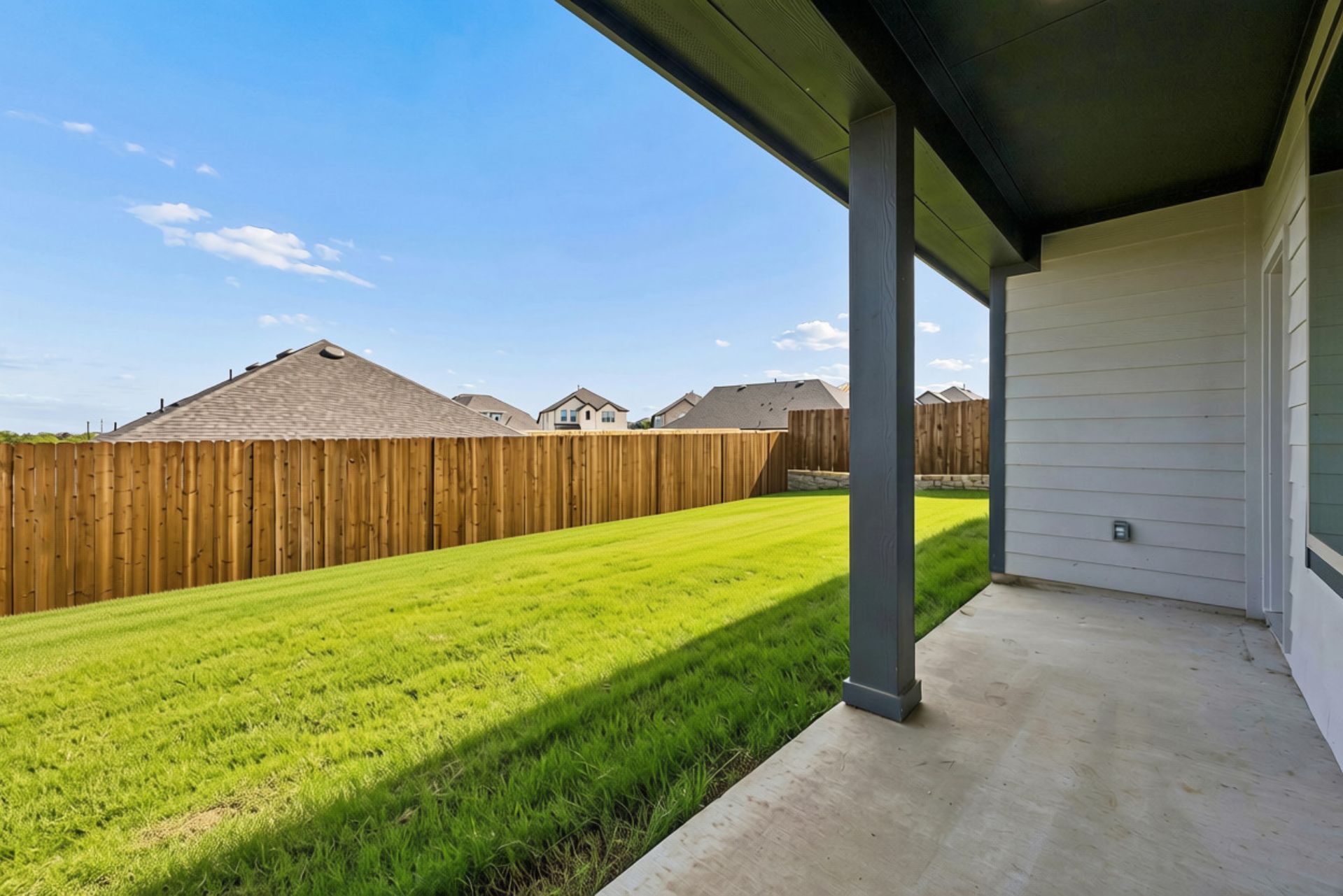Listing (17)