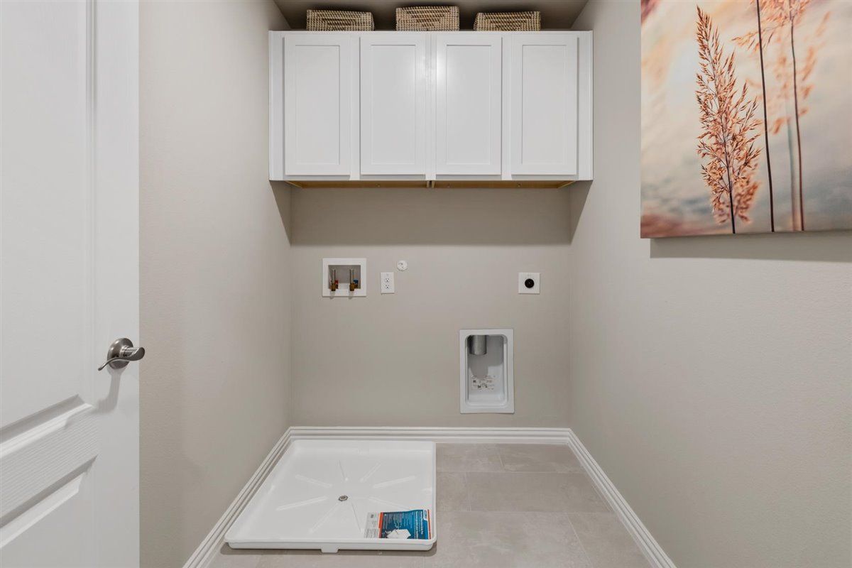 20-1147 MORGAN DRIVE-20