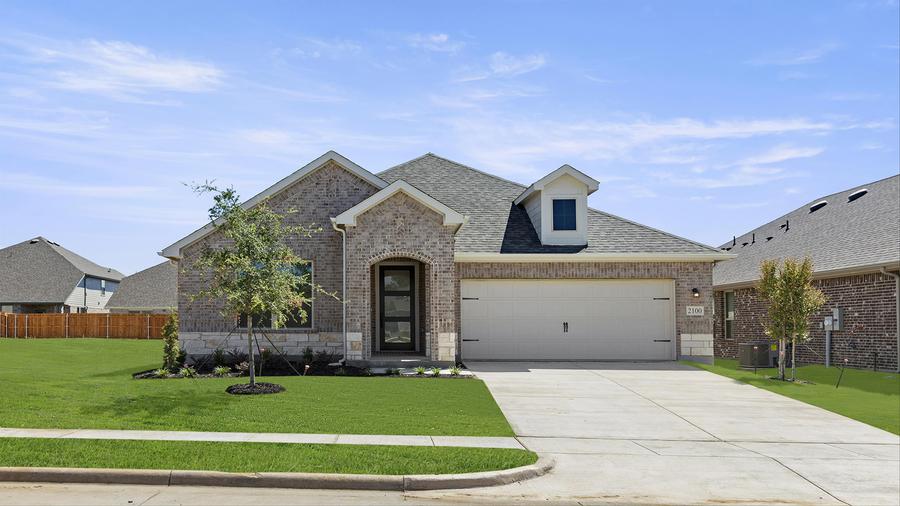 2100 Sesaro Drive. Aubrey, TX 76227