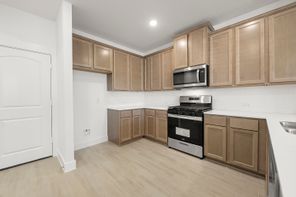 2742 Mariposa Creek Drive Bldg 4 (Travis 5B4)