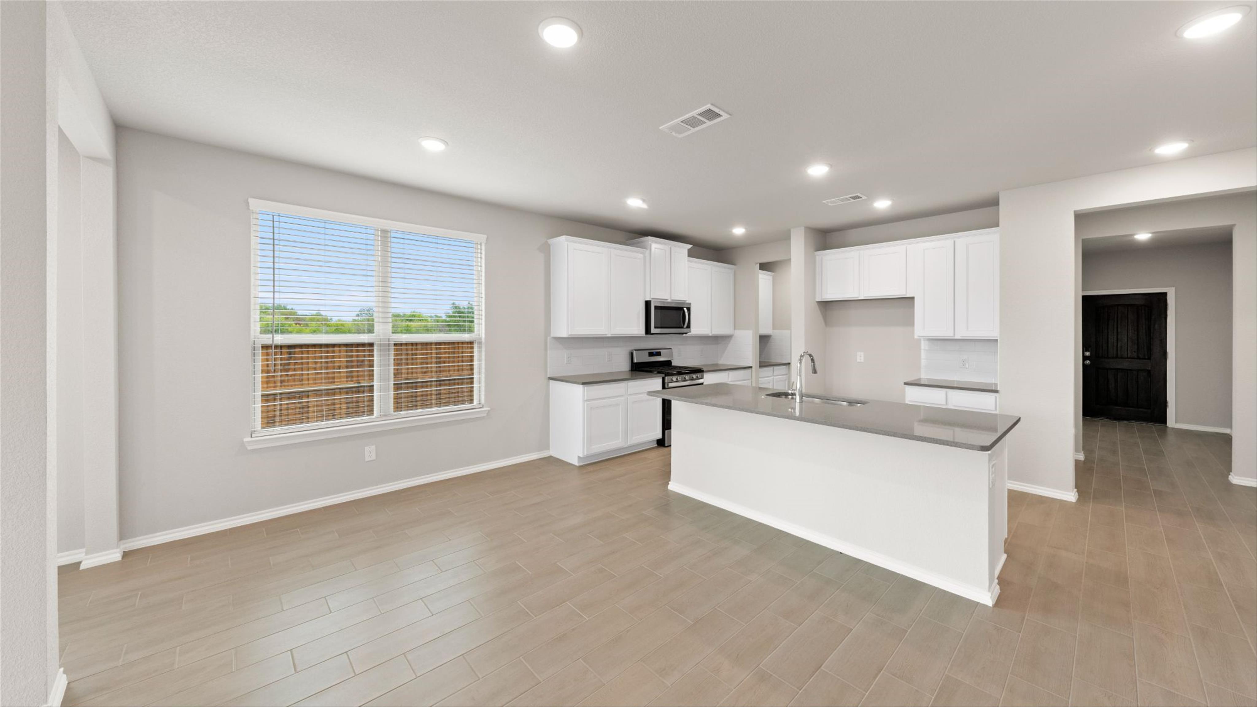 04 Ebony II Floor Plan