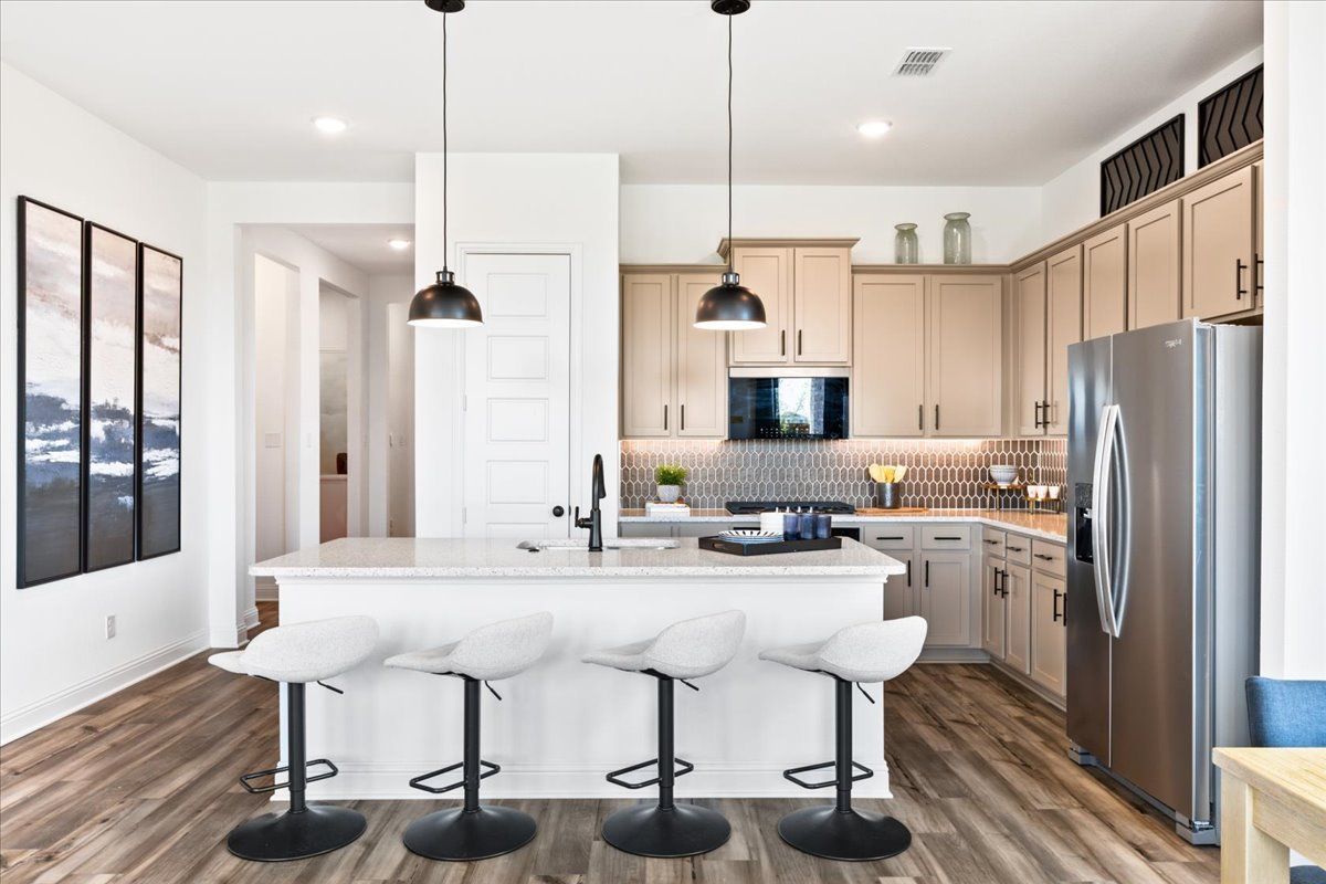 Hawthorn II Representative photo 5