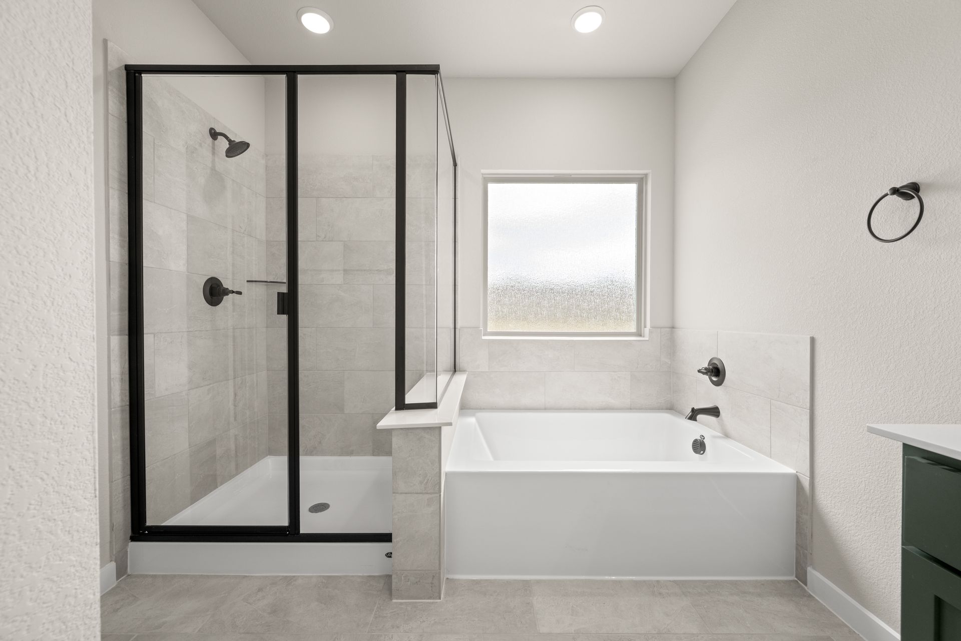 25_6900 Deadwood- Primary Suite-5