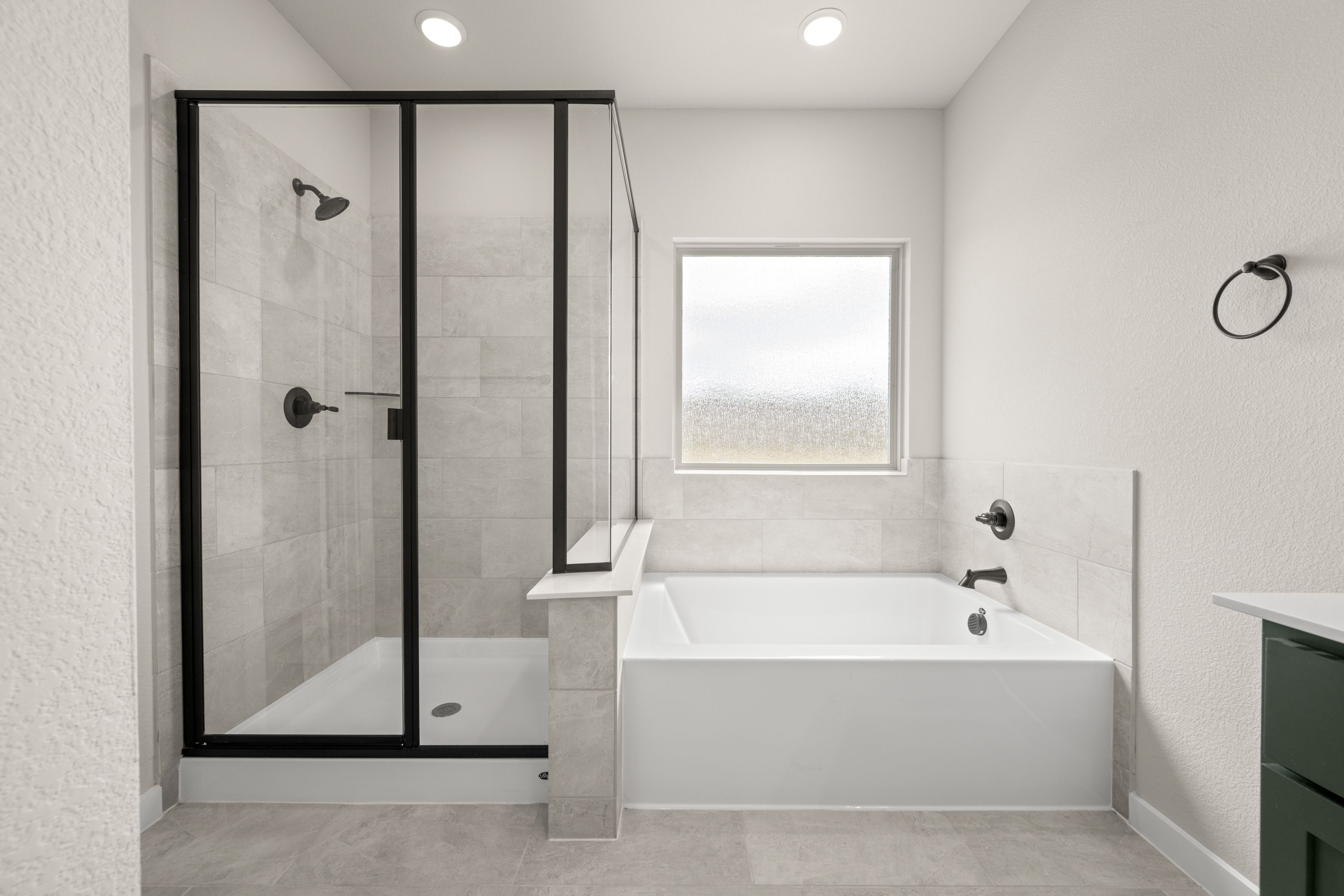 25_6900 Deadwood- Primary Suite-5