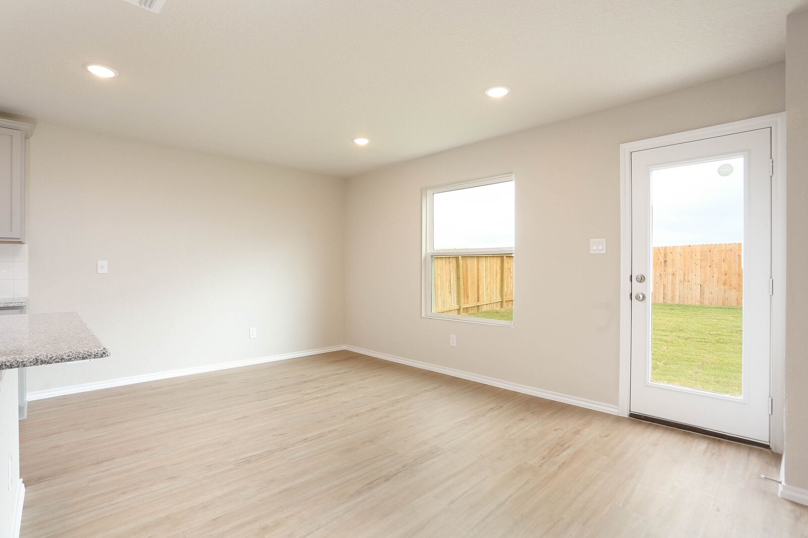 08_8656_Merlin_Cove8_mls