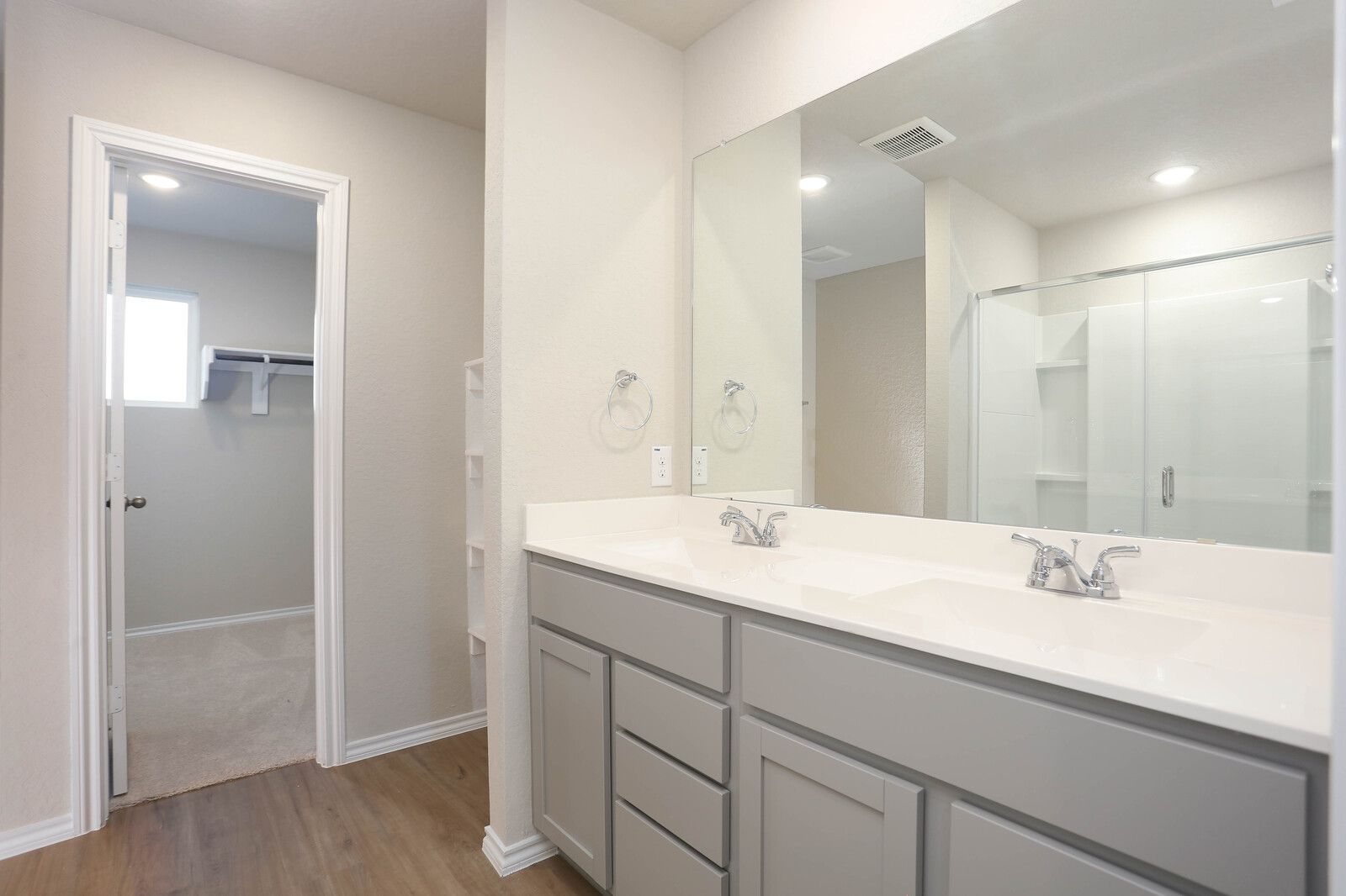 15_8656_Merlin_Cove15_mls