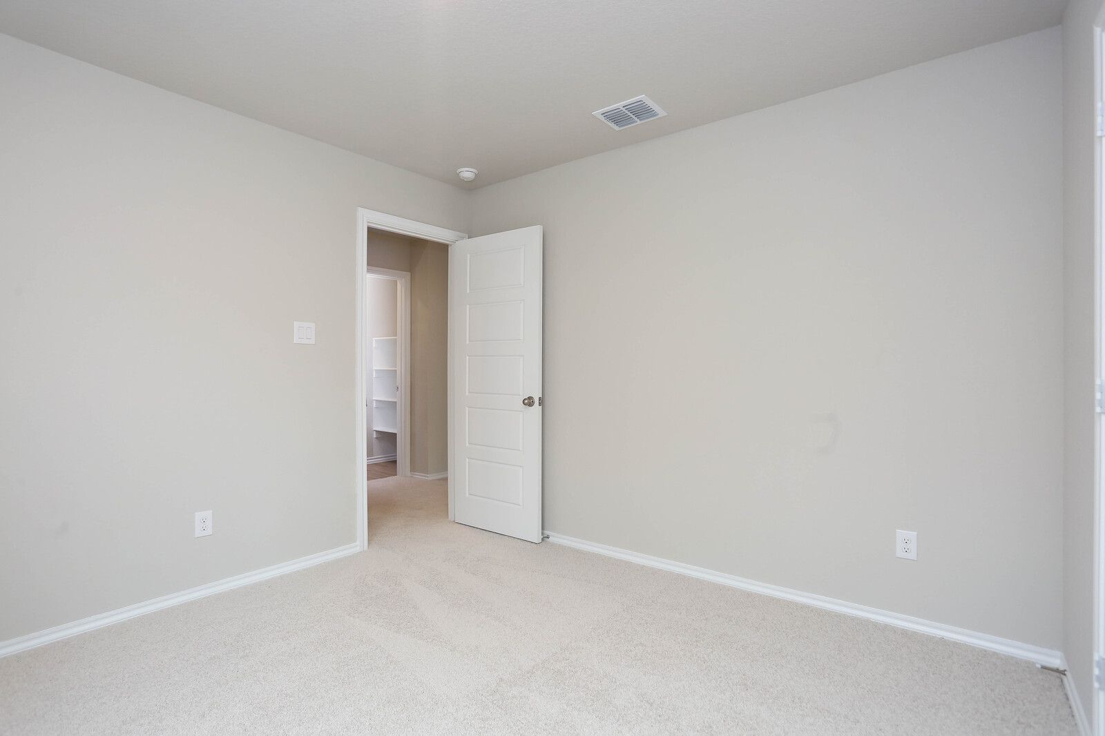 21_8656_Merlin_Cove21_mls