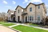 casa en Mockingbird Estates Townhomes por HistoryMaker Homes