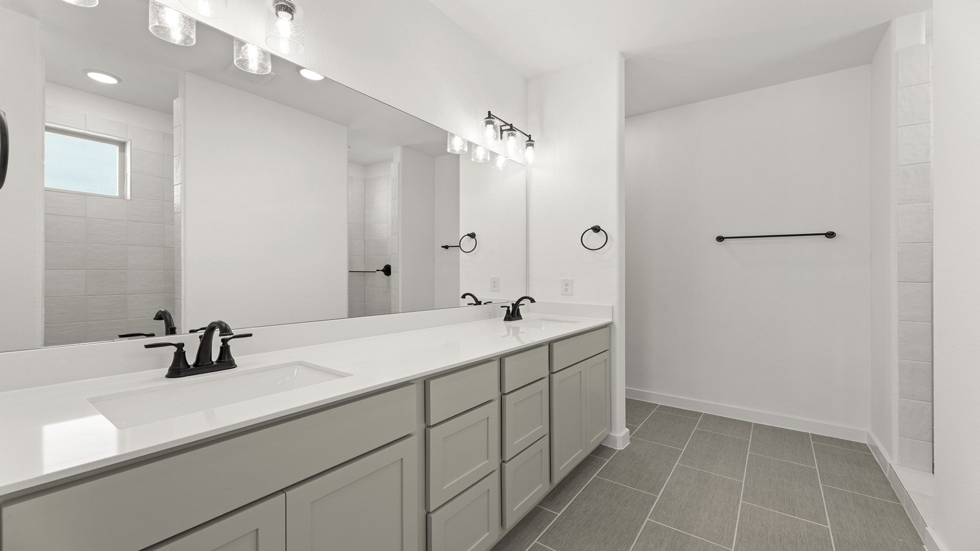 12 1425 Clare Court - Bath (2)