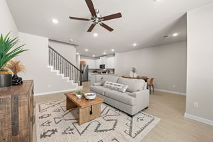 Travis 5A4 - Sierra Vista Townhomes: Rosharon, Texas - HistoryMaker Homes