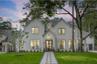 casa en Hofmann Design Build por Hoffman Design Build