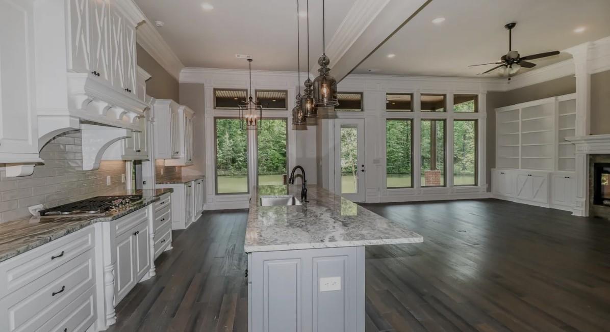 Holiman Homes - Hot Springs Village, AR