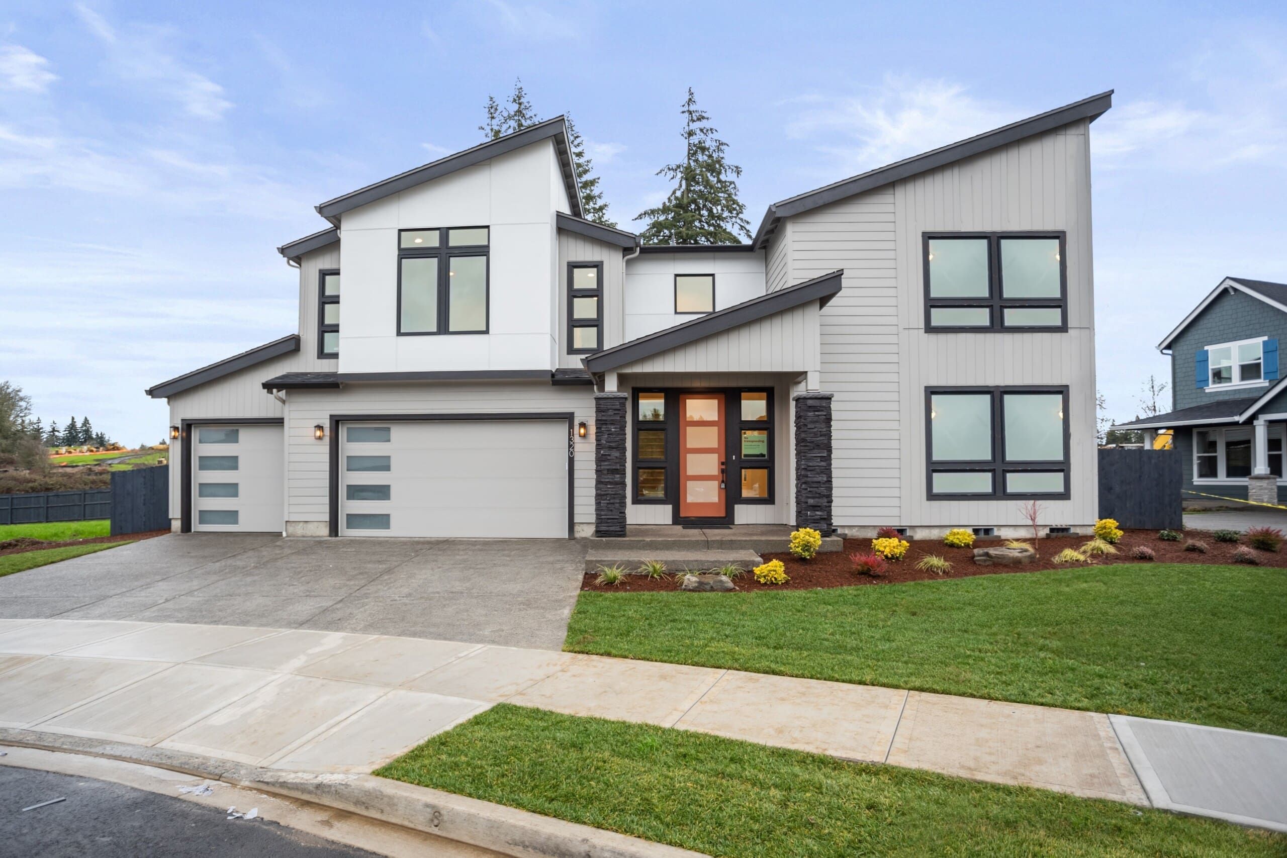 1302 N Kalani Loop. Ridgefield, WA 98642