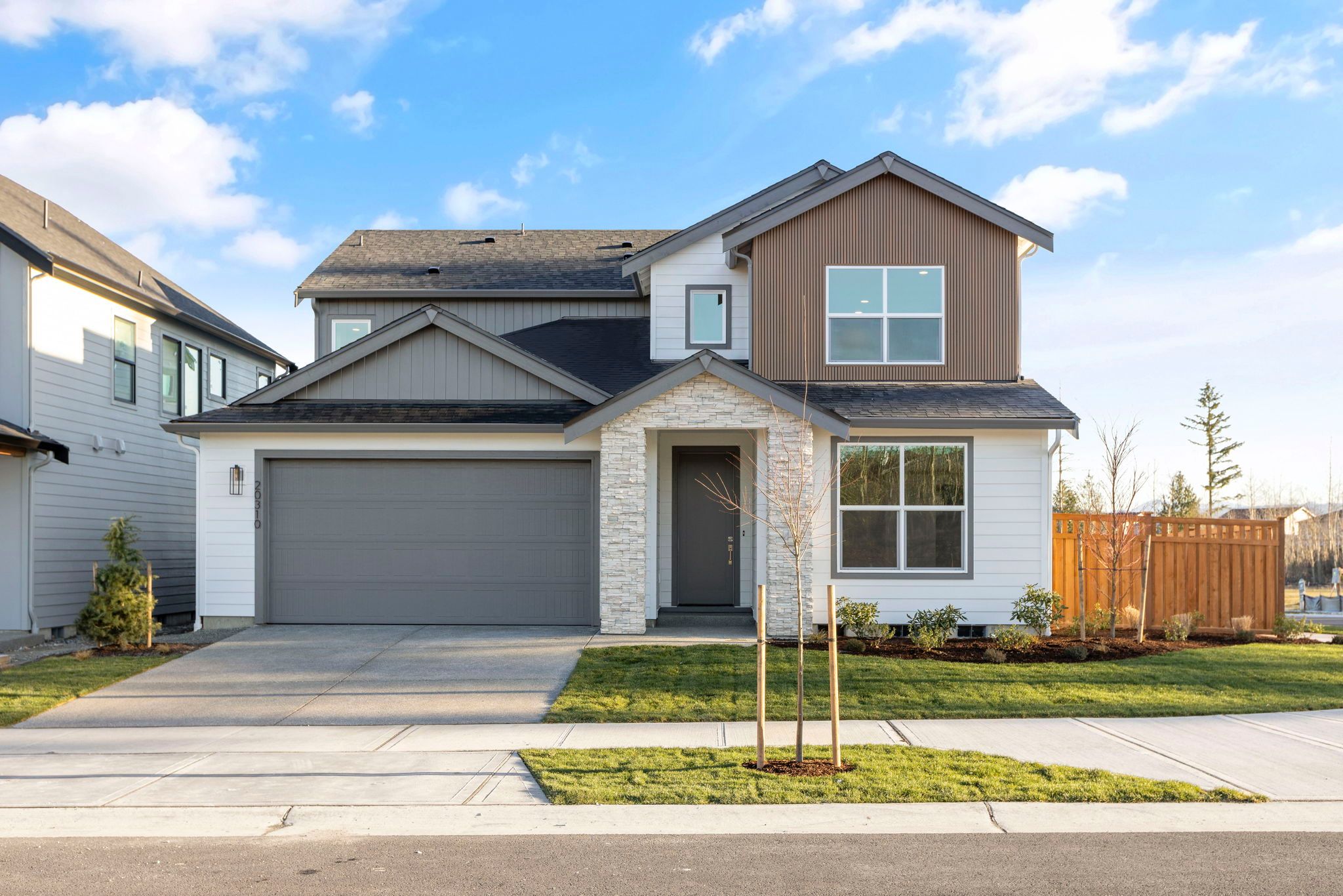 The 2414 - Glacier Pointe at Tehaleh: Bonney Lake, Washington - Holt Homes