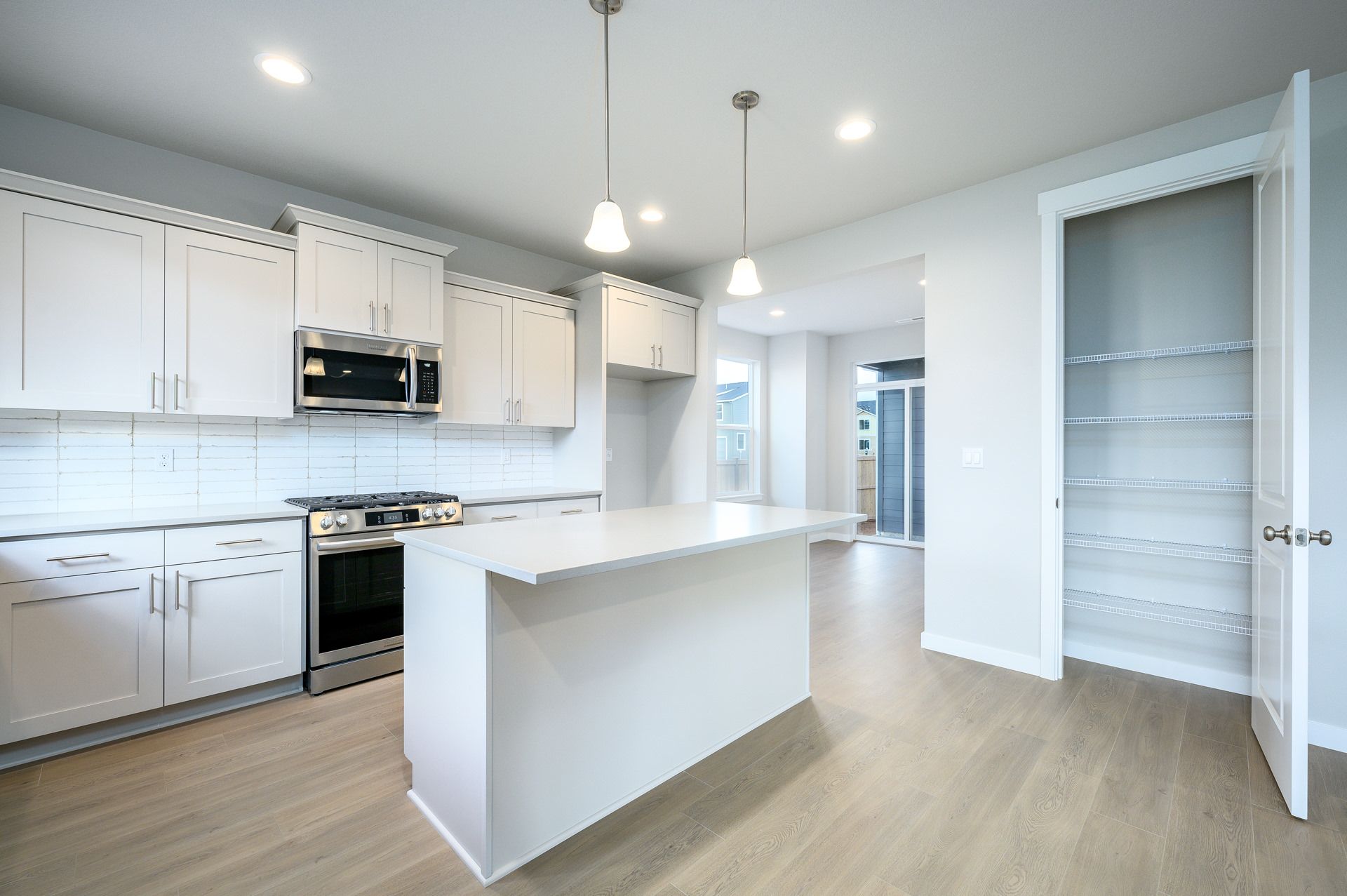 Reed's 1307 1877A 2 Car WEB (33)