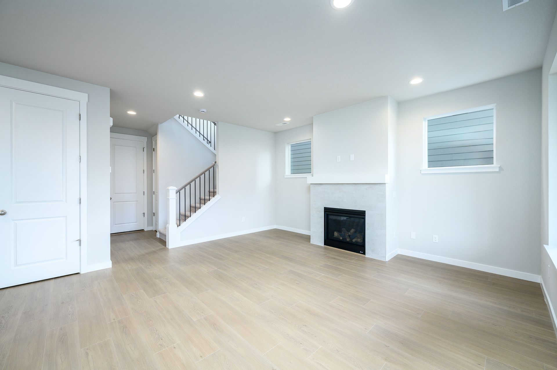 Reed's 1307 1877A 2 Car WEB (29)