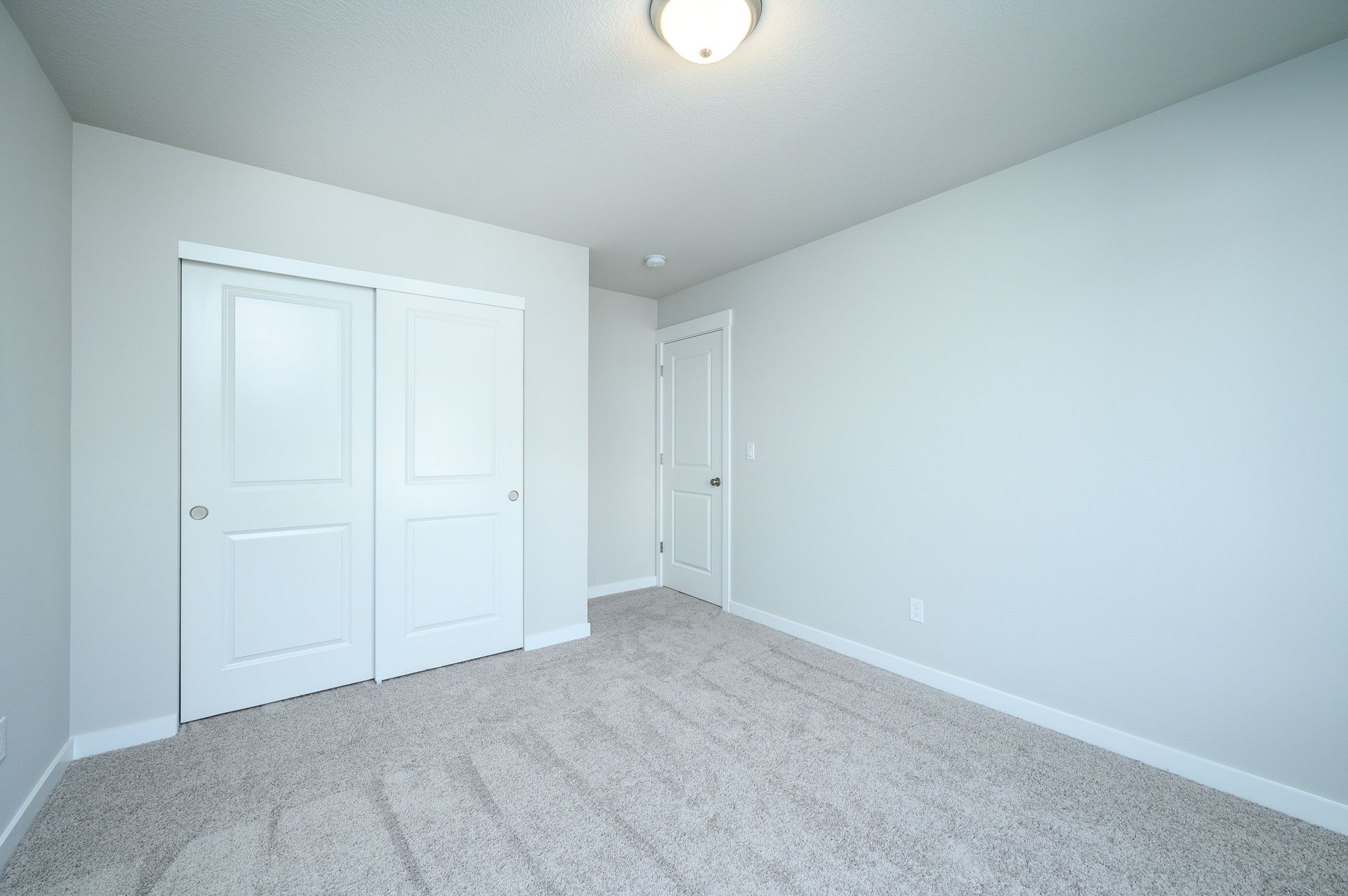 Reed's 1307 1877A 2 Car WEB (17)