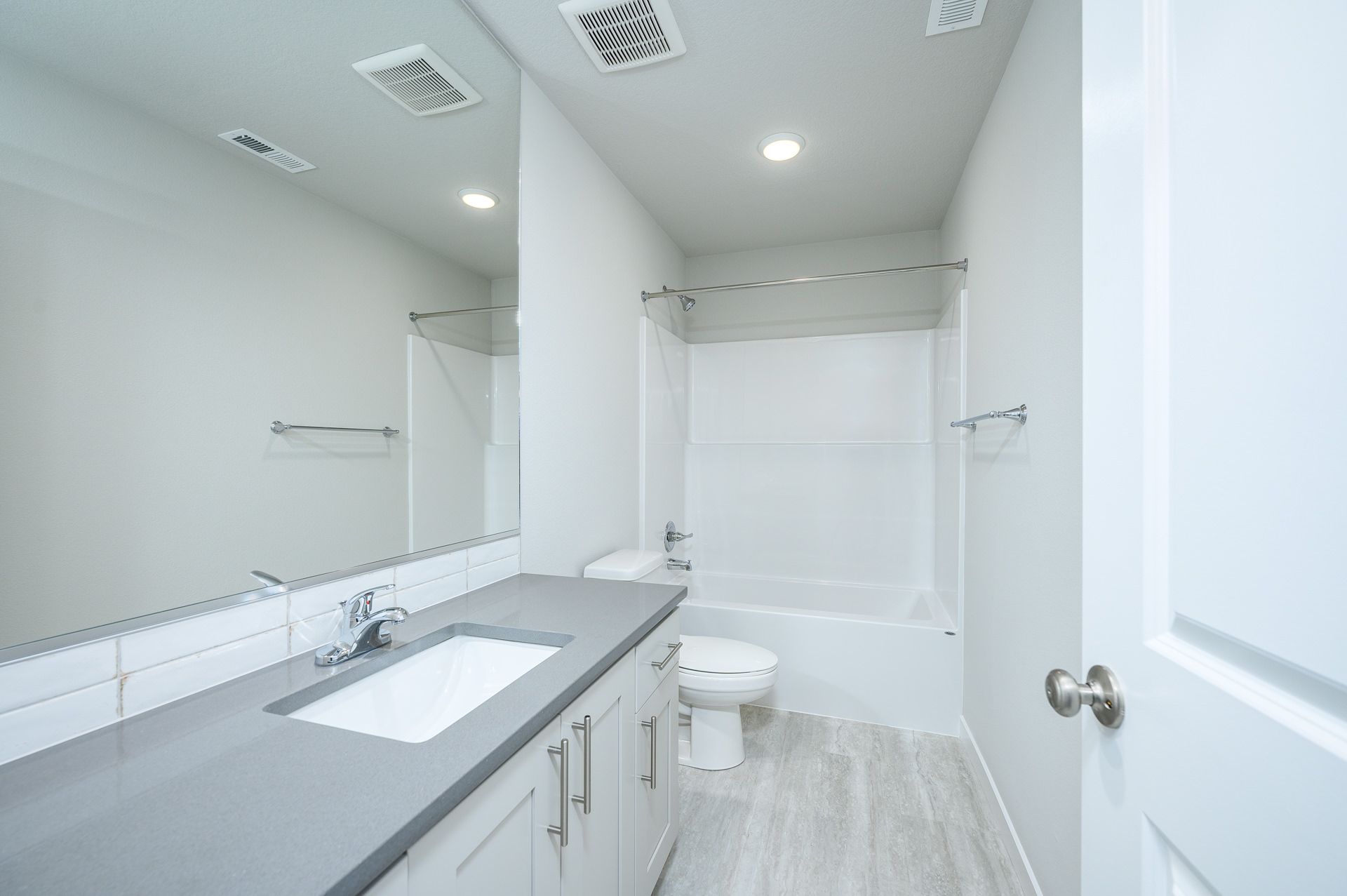 Reed's 1307 1877A 2 Car WEB (12)