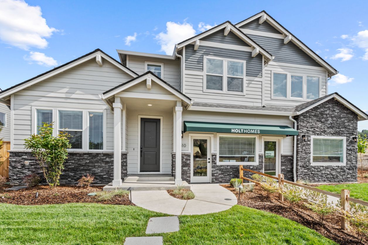 Eagle Point by Holt Homes in Medford-Ashland Oregon