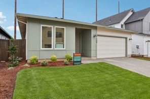 704 Magnolia Ave (The 1656)