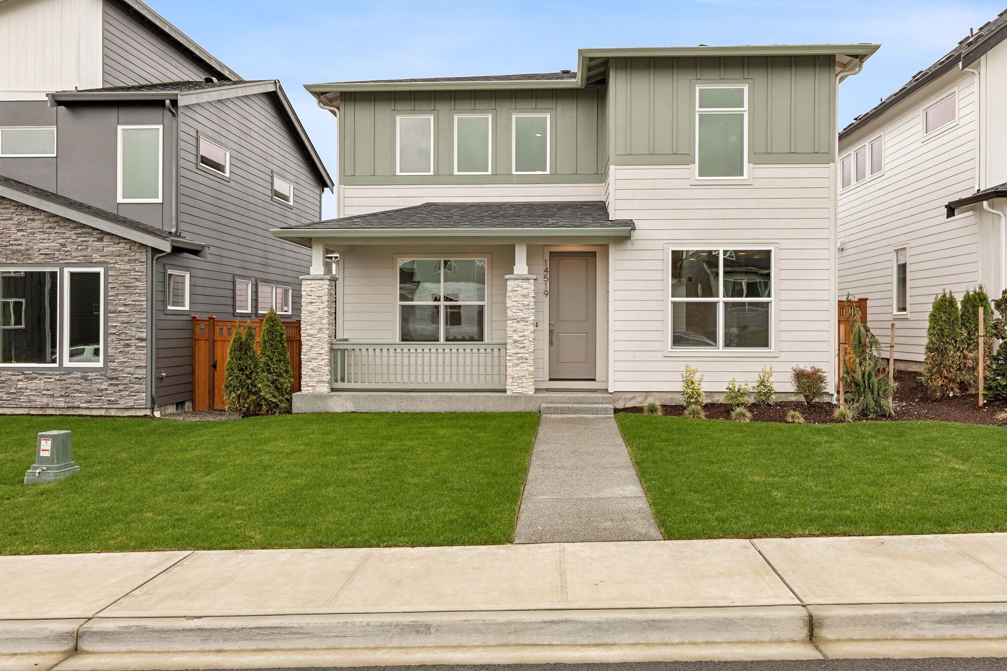 14519 204TH AVE E (The 2084)