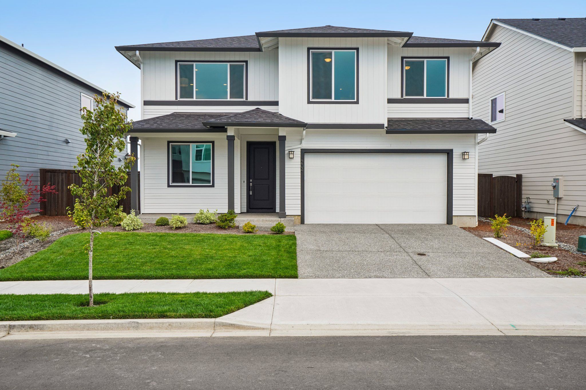 204 N 89TH LOOP (The 2676)
