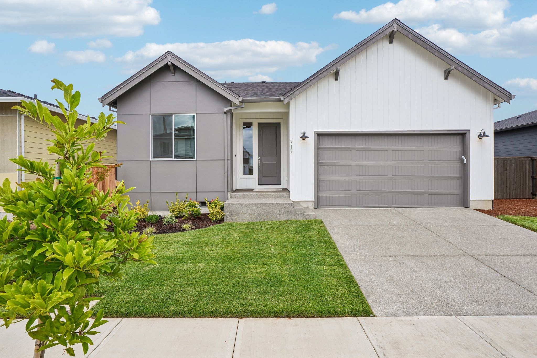 The 1802 - Marion Pointe: Woodburn, Oregon - Holt