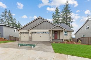The 2674 - East Mountain: Eugene, Oregon - Holt Homes