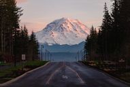 Glacier Pointe at Tehaleh por Holt Homes en Tacoma Washington